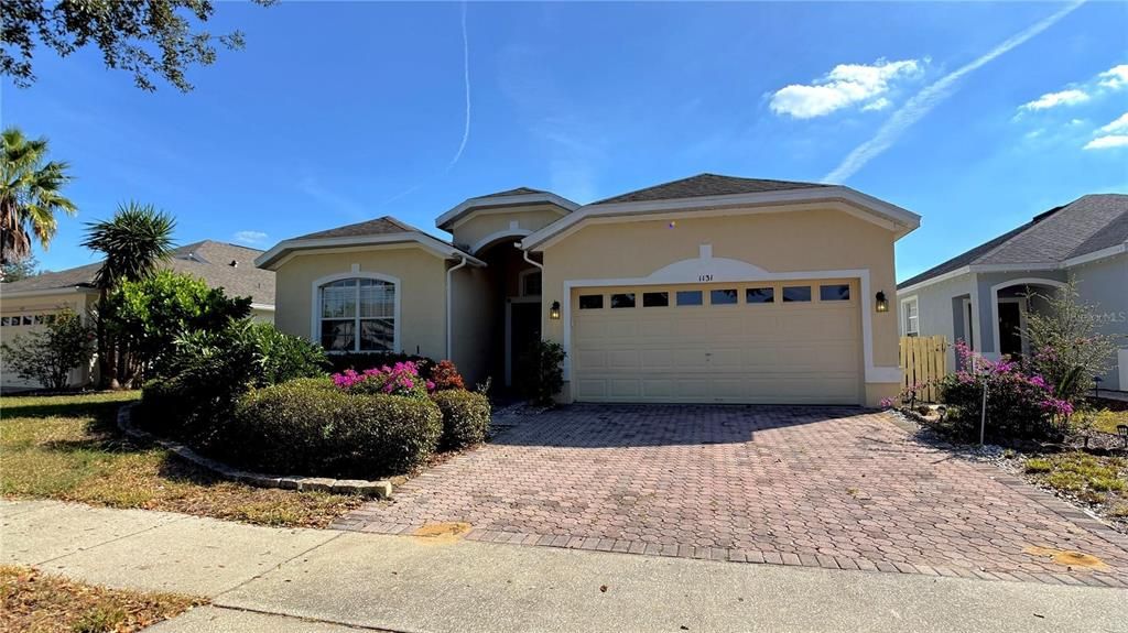 Active With Contract: $2,400 (4 beds, 3 baths, 1919 Square Feet)