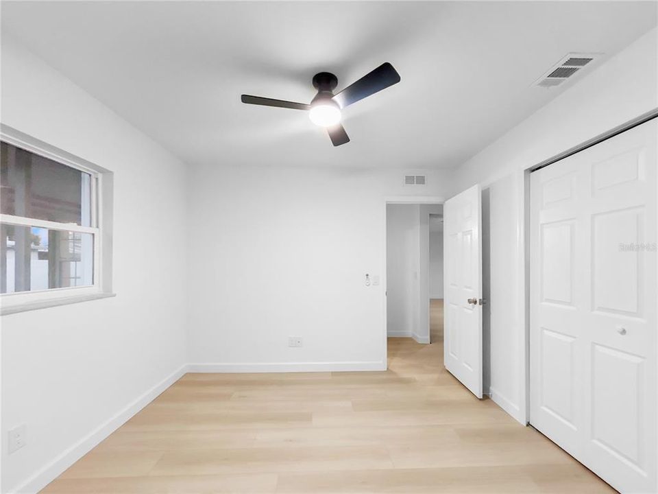 На продажу: $420,000 (3 спален, 2 ванн, 1200 Квадратных фут)