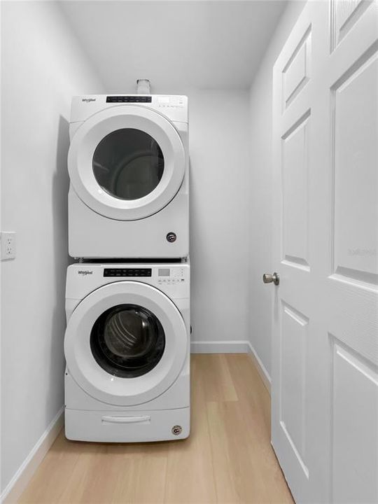 На продажу: $420,000 (3 спален, 2 ванн, 1200 Квадратных фут)