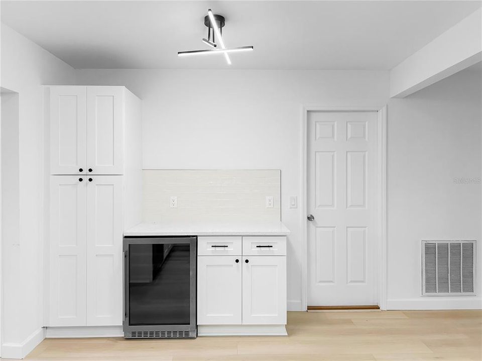 На продажу: $420,000 (3 спален, 2 ванн, 1200 Квадратных фут)