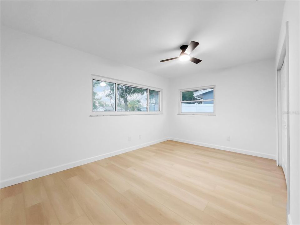 На продажу: $420,000 (3 спален, 2 ванн, 1200 Квадратных фут)