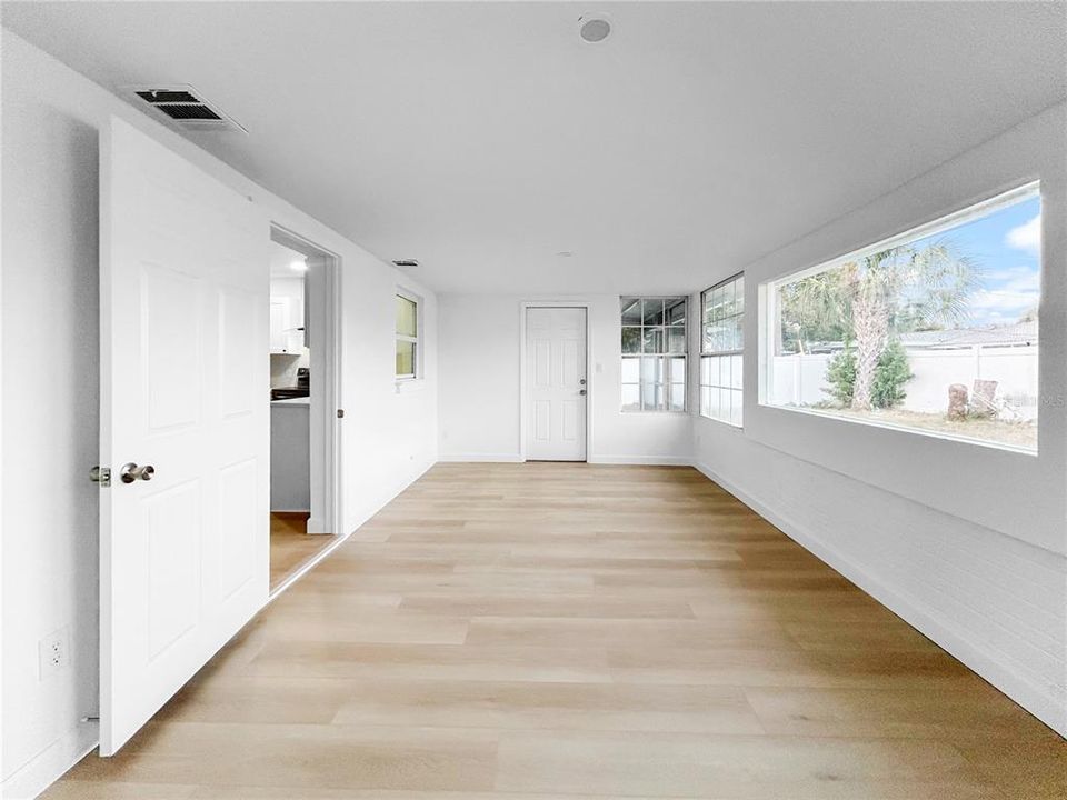 На продажу: $420,000 (3 спален, 2 ванн, 1200 Квадратных фут)