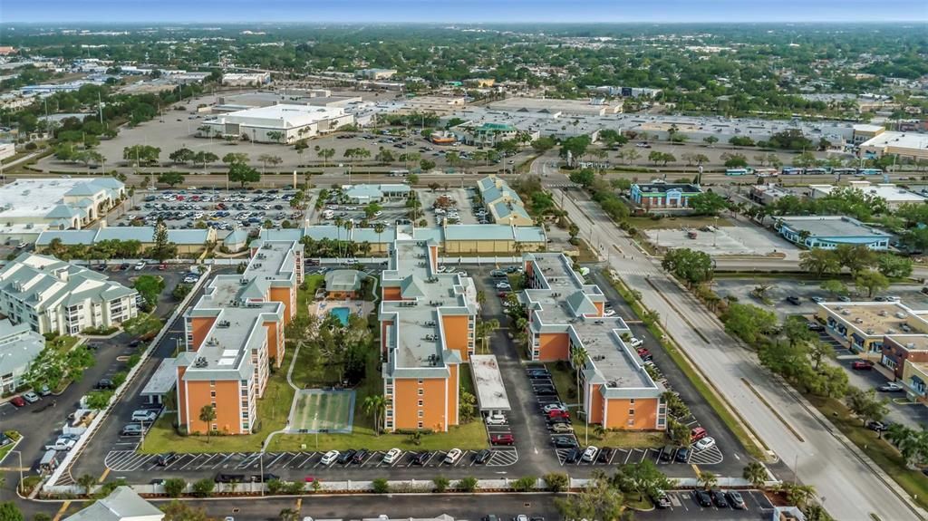 For Sale: $169,900 (2 beds, 2 baths, 1075 Square Feet)