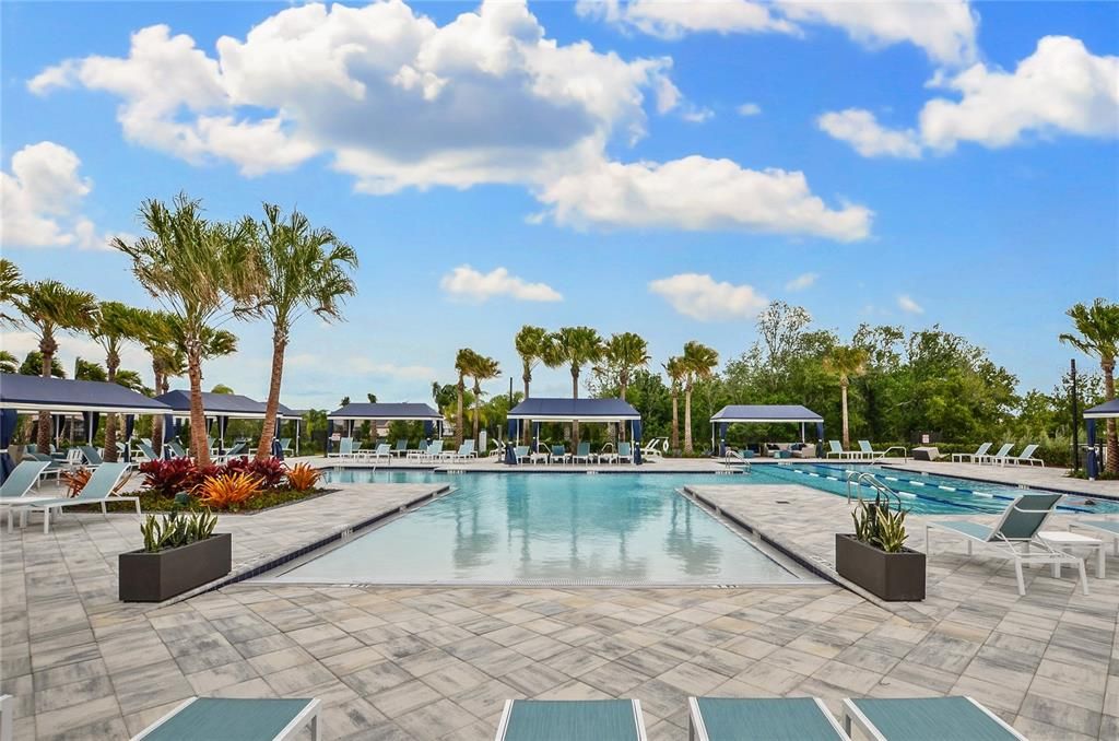 For Sale: $735,000 (3 beds, 3 baths, 3072 Square Feet)