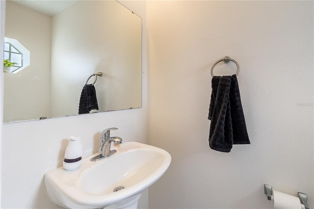 待售: $280,000 (3 贝兹, 2 浴室, 1703 平方英尺)