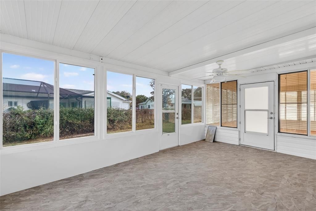 На продажу: $245,000 (3 спален, 2 ванн, 1766 Квадратных фут)