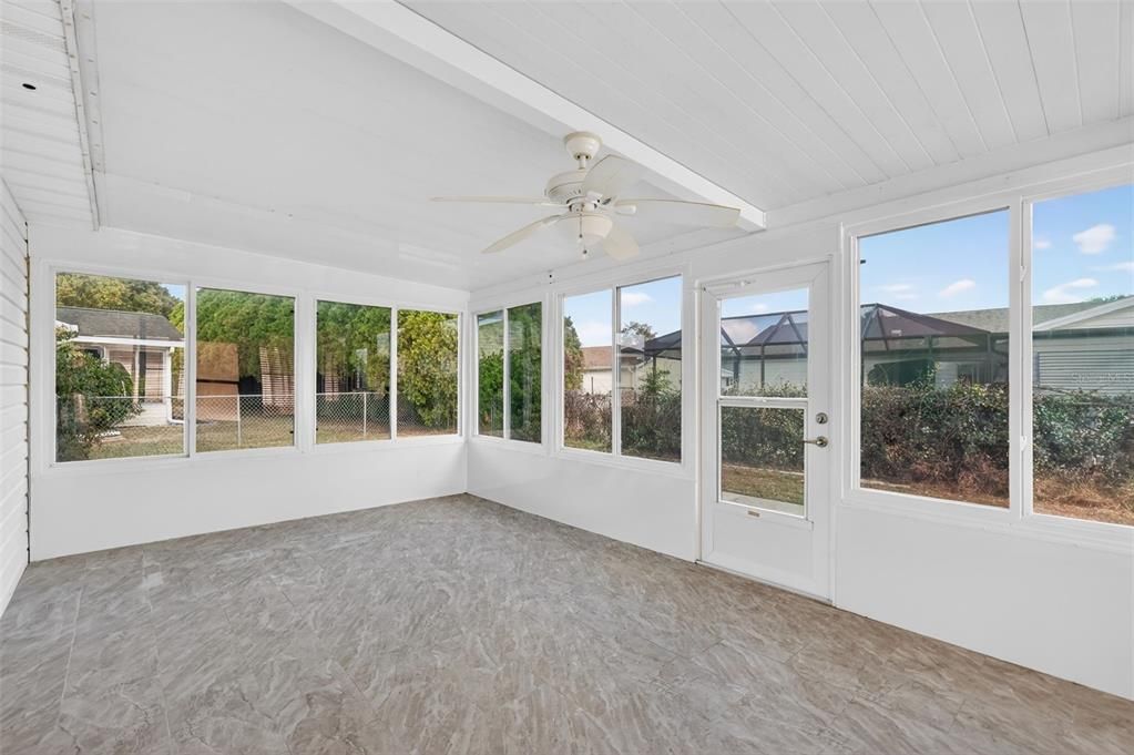 На продажу: $245,000 (3 спален, 2 ванн, 1766 Квадратных фут)