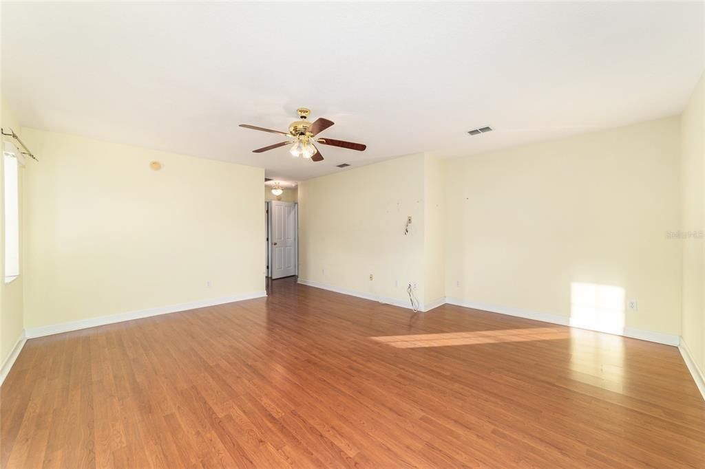 待售: $411,750 (3 贝兹, 2 浴室, 2342 平方英尺)