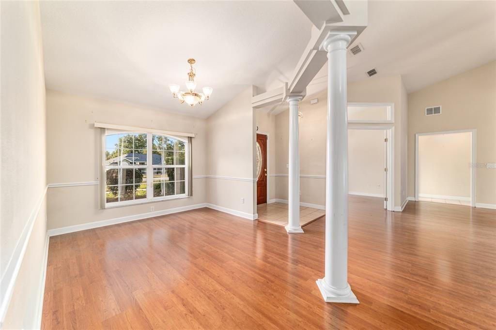 待售: $411,750 (3 贝兹, 2 浴室, 2342 平方英尺)