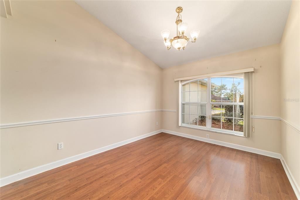 待售: $411,750 (3 贝兹, 2 浴室, 2342 平方英尺)