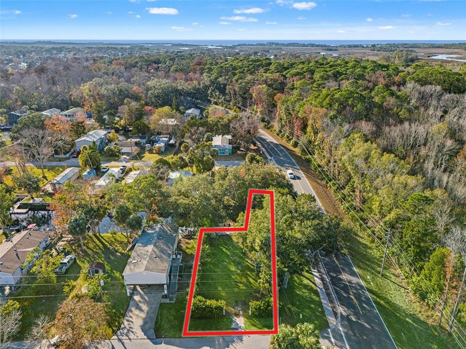 待售: $250,000 (0.14 acres)