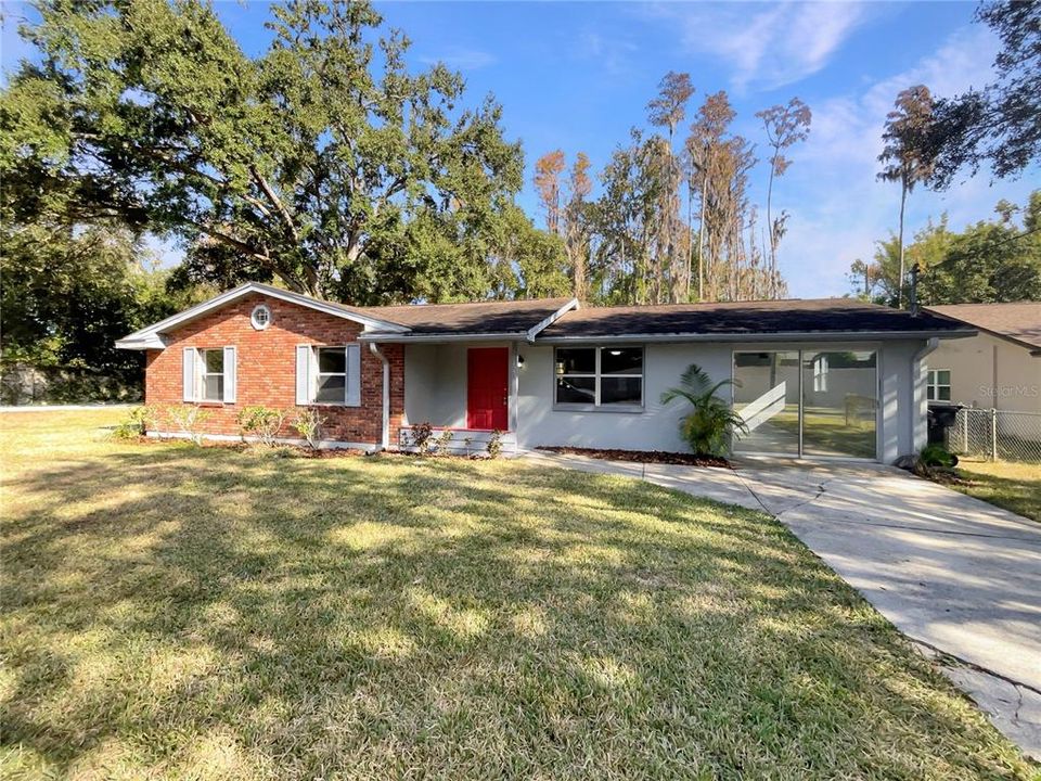 For Sale: $393,000 (3 beds, 2 baths, 1495 Square Feet)