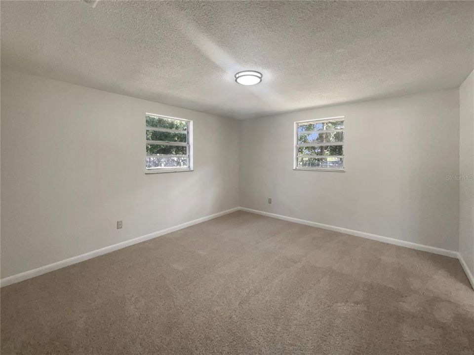 For Sale: $393,000 (3 beds, 2 baths, 1495 Square Feet)