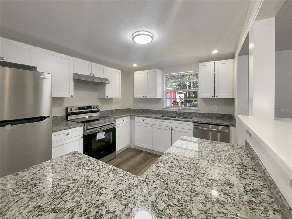 For Sale: $393,000 (3 beds, 2 baths, 1495 Square Feet)