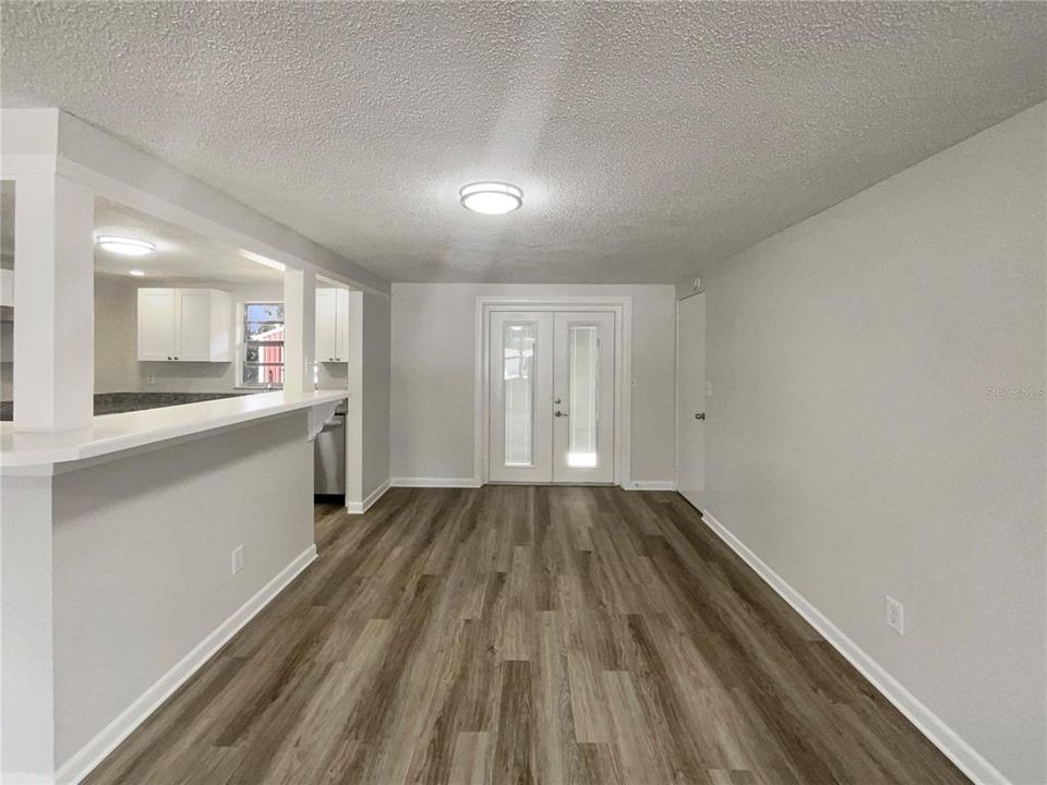 For Sale: $393,000 (3 beds, 2 baths, 1495 Square Feet)