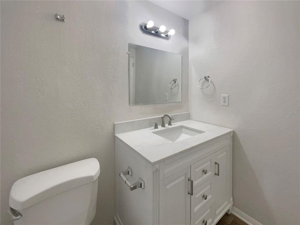 For Sale: $393,000 (3 beds, 2 baths, 1495 Square Feet)