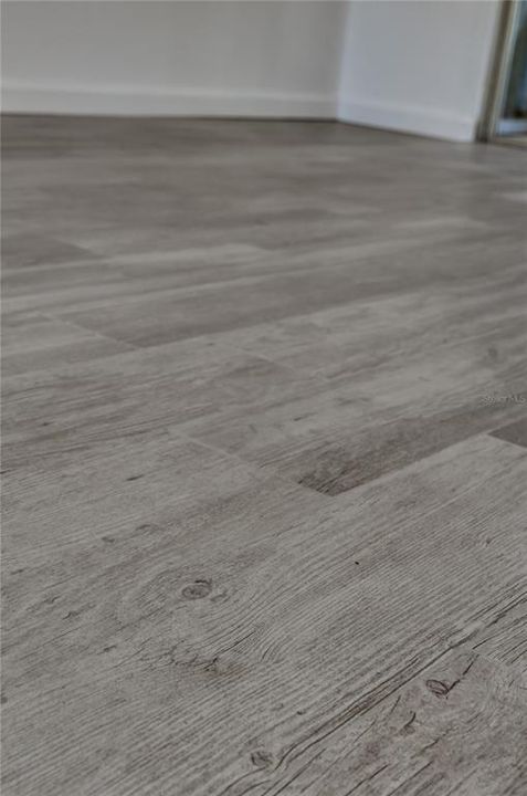 На продажу: $268,000 (2 спален, 1 ванн, 822 Квадратных фут)