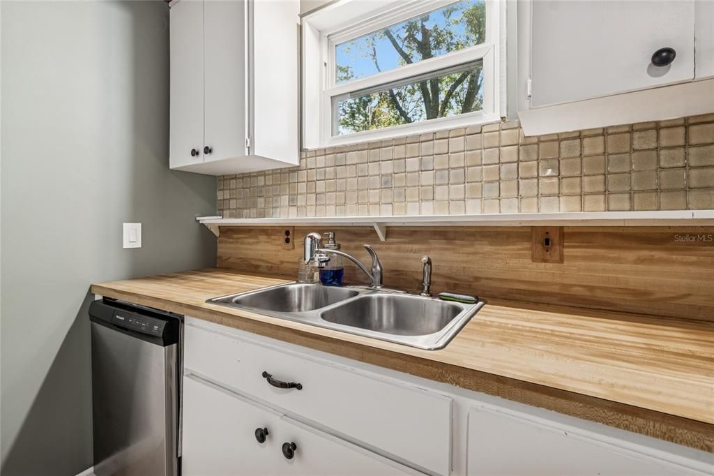 待售: $615,000 (3 贝兹, 2 浴室, 1864 平方英尺)