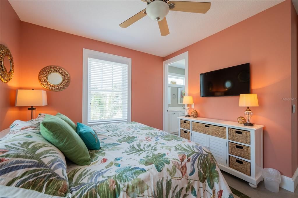 待售: $3,200,000 (6 贝兹, 4 浴室, 3103 平方英尺)