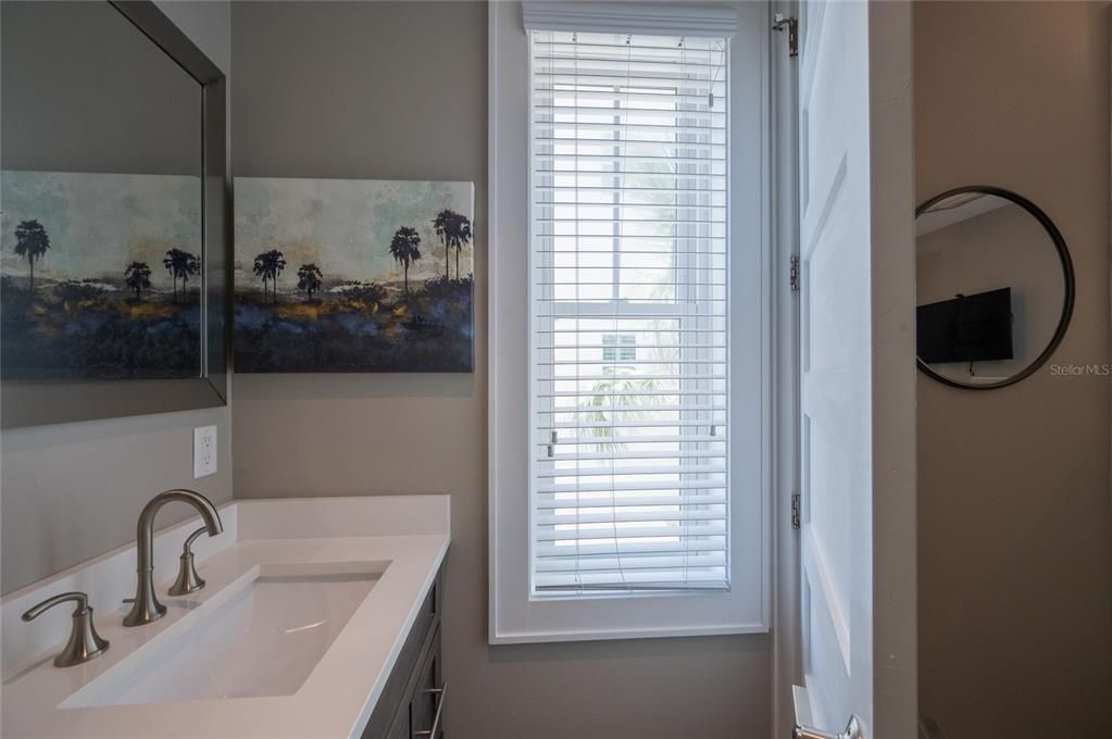 待售: $3,200,000 (6 贝兹, 4 浴室, 3103 平方英尺)