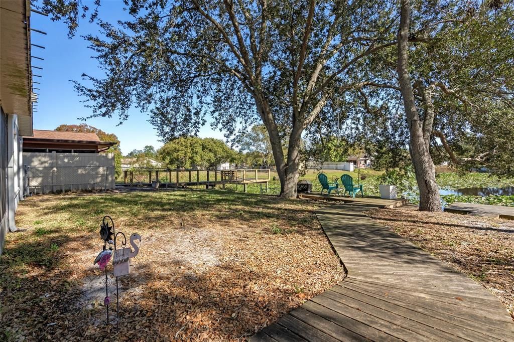 For Sale: $299,000 (3 beds, 2 baths, 1185 Square Feet)