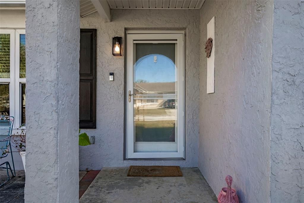 For Sale: $299,000 (3 beds, 2 baths, 1185 Square Feet)