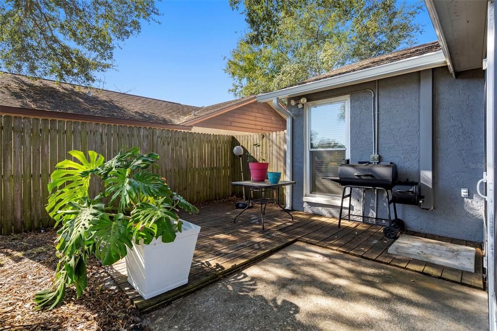 For Sale: $299,000 (3 beds, 2 baths, 1185 Square Feet)