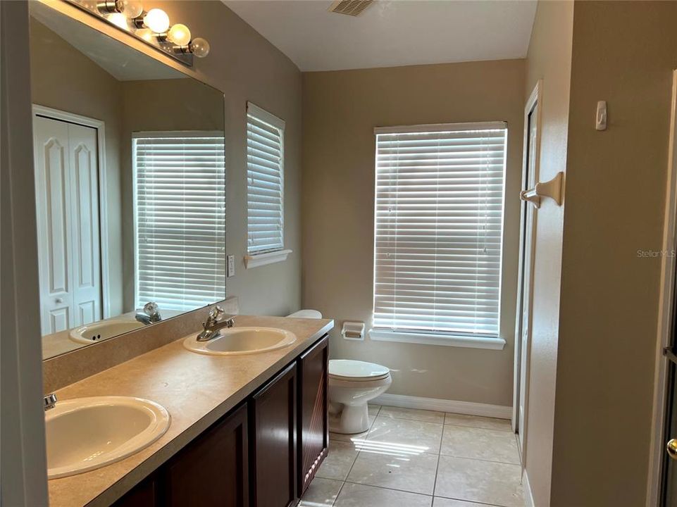 出租: $2,300 (3 贝兹, 2 浴室, 1486 平方英尺)