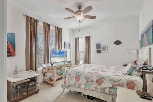 For Sale: $219,000 (2 beds, 1 baths, 1008 Square Feet)