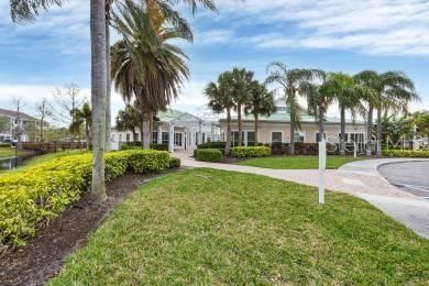 For Sale: $219,000 (2 beds, 1 baths, 1008 Square Feet)