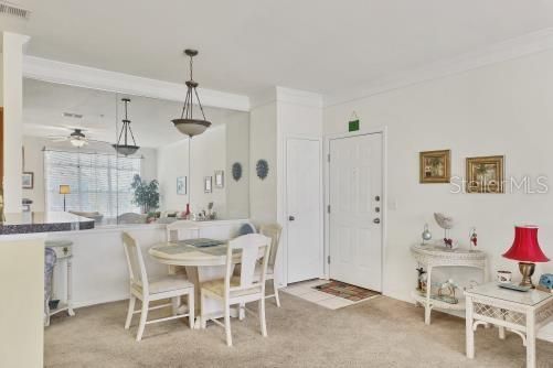 For Sale: $219,000 (2 beds, 1 baths, 1008 Square Feet)