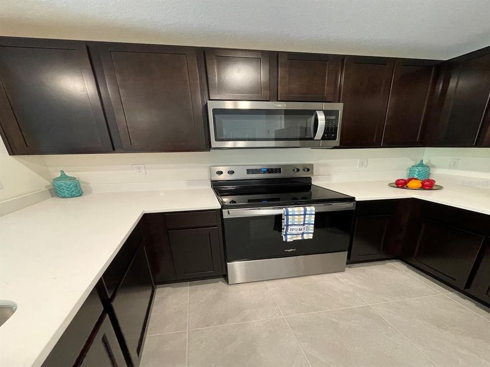 For Rent: $1,750 (3 beds, 2 baths, 1505 Square Feet)