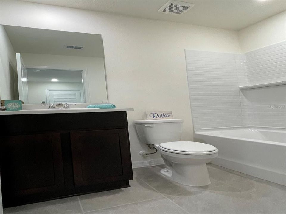 For Rent: $1,750 (3 beds, 2 baths, 1505 Square Feet)