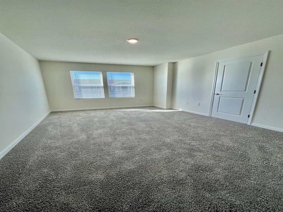 For Rent: $1,750 (3 beds, 2 baths, 1505 Square Feet)