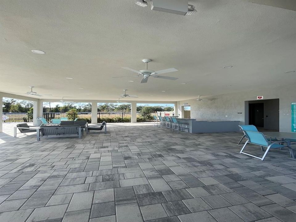 For Rent: $1,750 (3 beds, 2 baths, 1505 Square Feet)