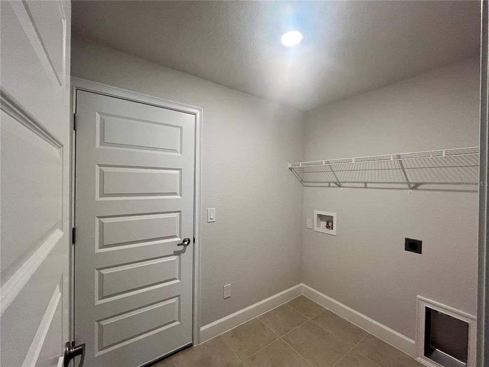 En Venta: $329,550 (4 camas, 2 baños, 1755 Pies cuadrados)