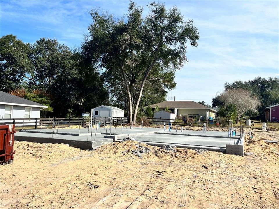 En Venta: $329,550 (4 camas, 2 baños, 1755 Pies cuadrados)