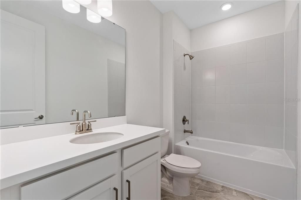 En Renta: $3,400 (4 camas, 3 baños, 2338 Pies cuadrados)