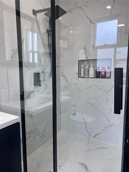 For Rent: $2,500 (3 beds, 2 baths, 1302 Square Feet)