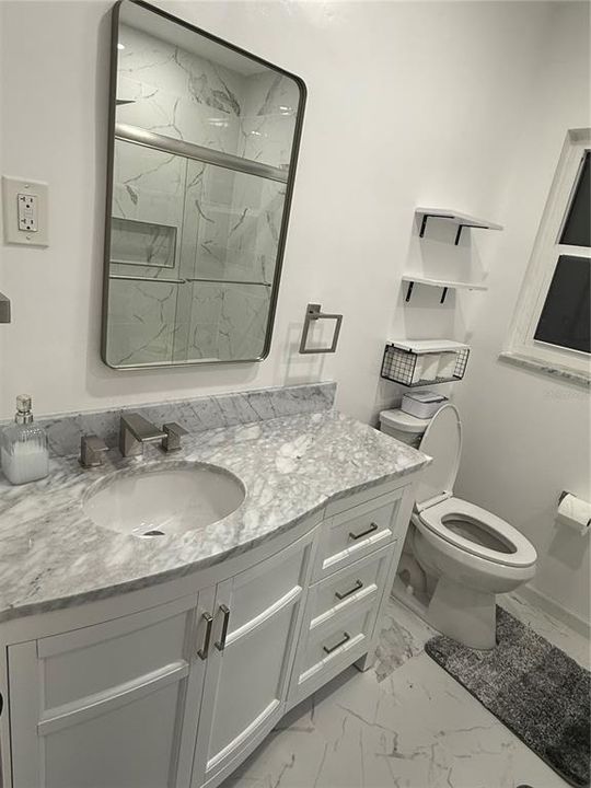 For Rent: $2,500 (3 beds, 2 baths, 1302 Square Feet)