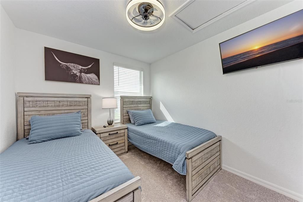 В аренду: $4,200 (3 спален, 2 ванн, 1414 Квадратных фут)