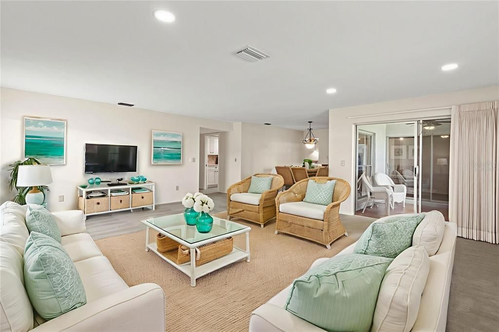 En Venta: $375,000 (2 camas, 2 baños, 2153 Pies cuadrados)