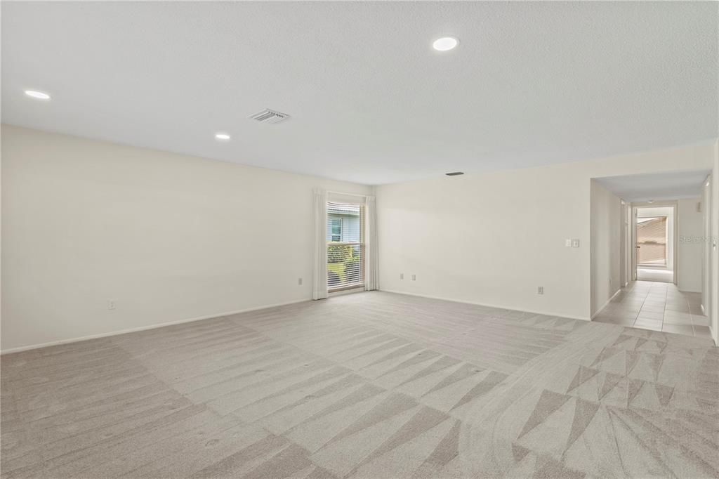 En Venta: $375,000 (2 camas, 2 baños, 2153 Pies cuadrados)