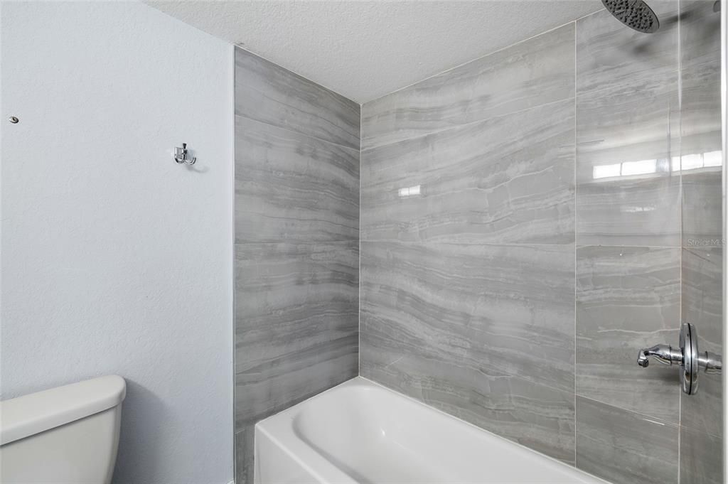 待售: $449,999 (4 贝兹, 3 浴室, 1598 平方英尺)