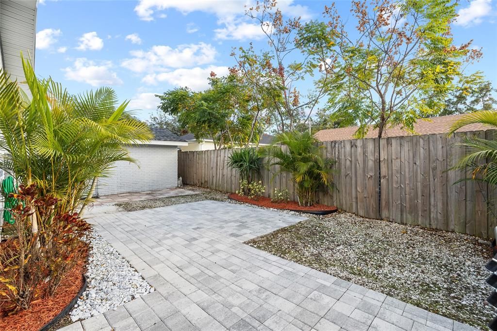 待售: $449,999 (4 贝兹, 3 浴室, 1598 平方英尺)