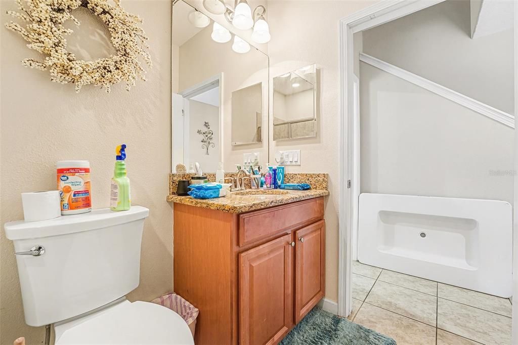 На продажу: $355,000 (4 спален, 3 ванн, 1902 Квадратных фут)