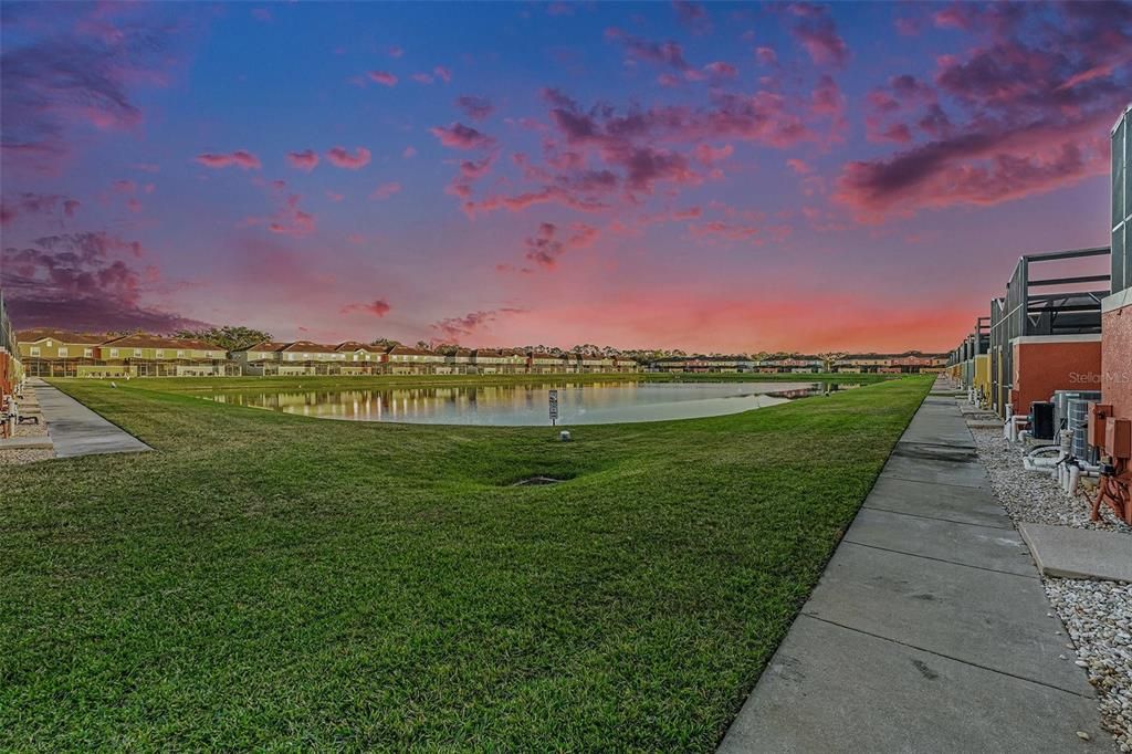 На продажу: $355,000 (4 спален, 3 ванн, 1902 Квадратных фут)