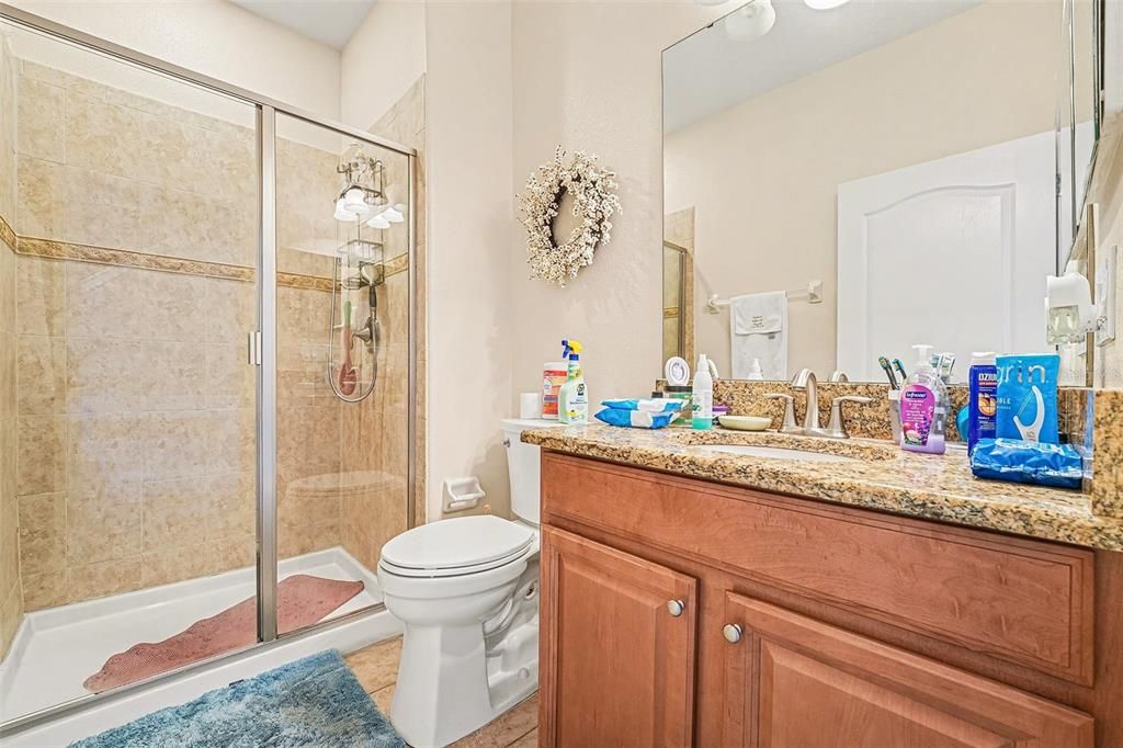 На продажу: $355,000 (4 спален, 3 ванн, 1902 Квадратных фут)