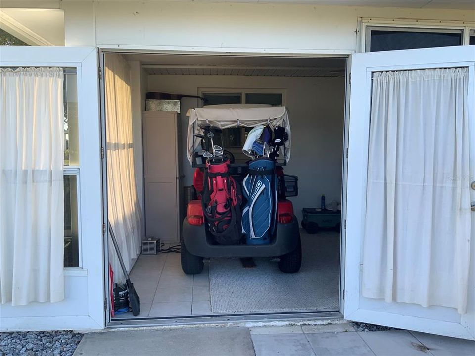 待售: $230,000 (2 贝兹, 1 浴室, 1201 平方英尺)