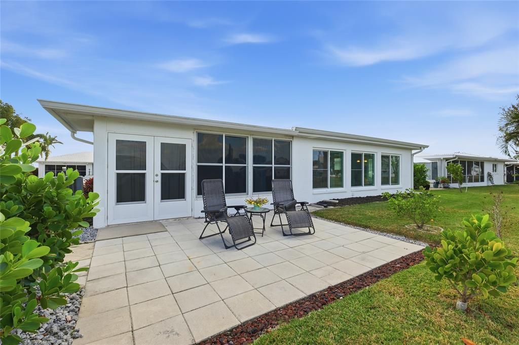 待售: $230,000 (2 贝兹, 1 浴室, 1201 平方英尺)